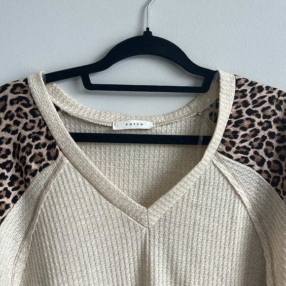 Entro Top - Picture 3 of 5